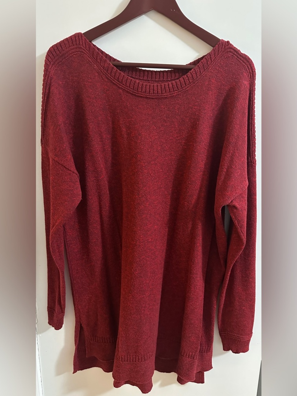 Old Navy Women's Burgundy Scoop Neck Sweater